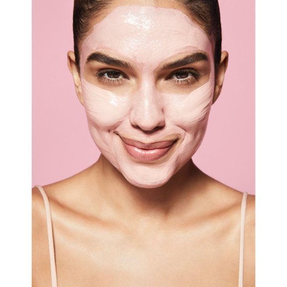 Mary Kay Pink Clay Mask - Special Edition - Picture 5 of 11